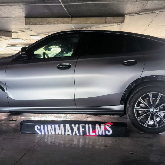 Оклейка BMW пленкой Sunmax 45 Matte AMG Gray PPF