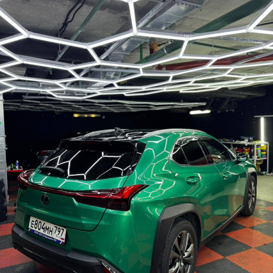 Оклейка Lexus цветным полиуретаном Sunmax 49 BMW Green PPF