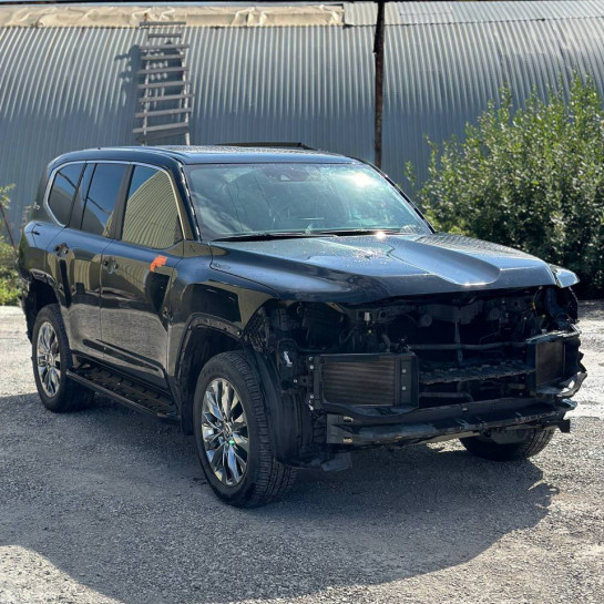 Оклейка Toyota полиуретаном Sunmax цвета 23 Silver Pearl PPF