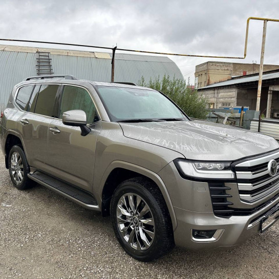 Оклейка Toyota полиуретаном Sunmax цвета 23 Silver Pearl PPF