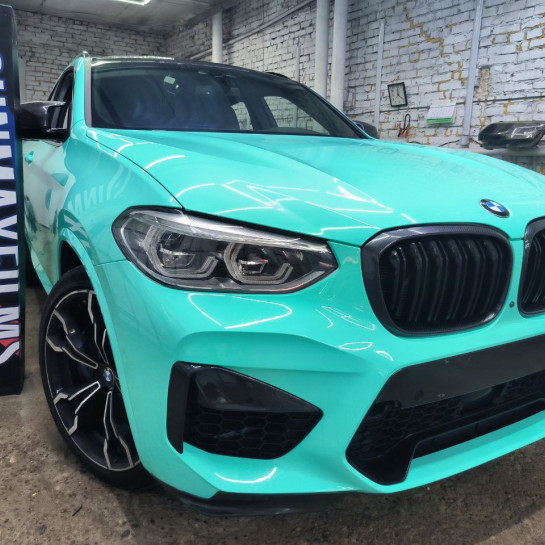 Оклейка BMW полиуретаном Sunmax 12 Tiffany Gloss PPF