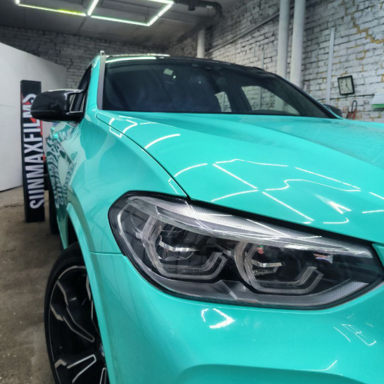 Оклейка BMW полиуретаном Sunmax 12 Tiffany Gloss PPF