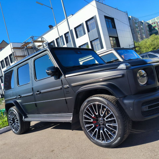 Оклейка Mercedes полиуретановой пленкой Sunmax 26 Black Matt PPF  