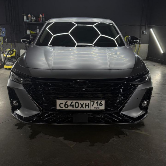 Оклейка Hyundai Lafesta защитным цветным полиуретаном Sunmax 45 Matte AMG Gray PPF