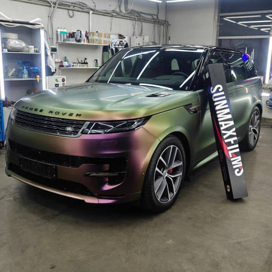 Оклейка Range Rover полиуретаном Sunmax 33 Purple Haze Matt PPF