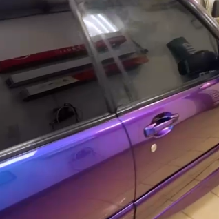 Оклейка Subaru Forester цветной полиуретановой пленкой Sunmax 30 Green Blue PPF