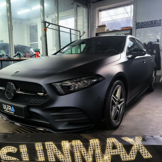 Оклейка Mercedes цветным полиуретаном Sunmax 108 Matt Metal Black Blue PPF