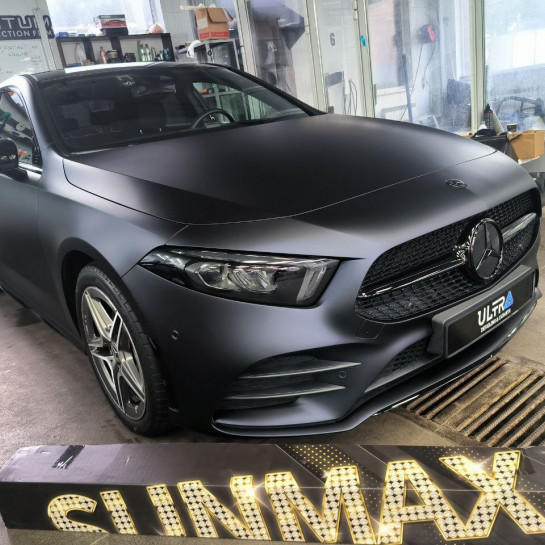 Оклейка Mercedes цветным полиуретаном Sunmax 108 Matt Metal Black Blue PPF