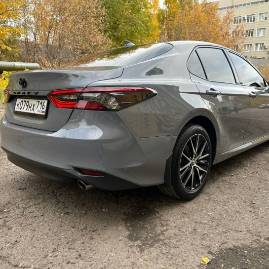 Оклейка Toyota цветным полиуретаном Sunmax оттенка 16 Nardo Gray Gloss PPF