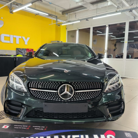 Оклейка Mercedes цветным полиуретаном Sunmax 4 Goodwood Green Pearl PPF 