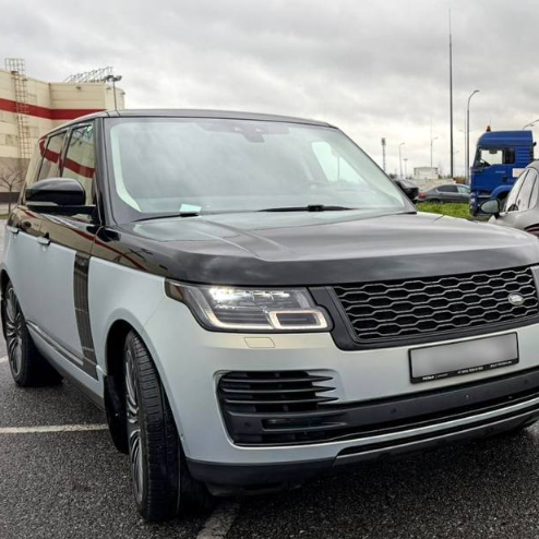 Оклейка Land Rover полиуретановой пленкой Sunmax 126 Matt Metal Blue With Gold PPF