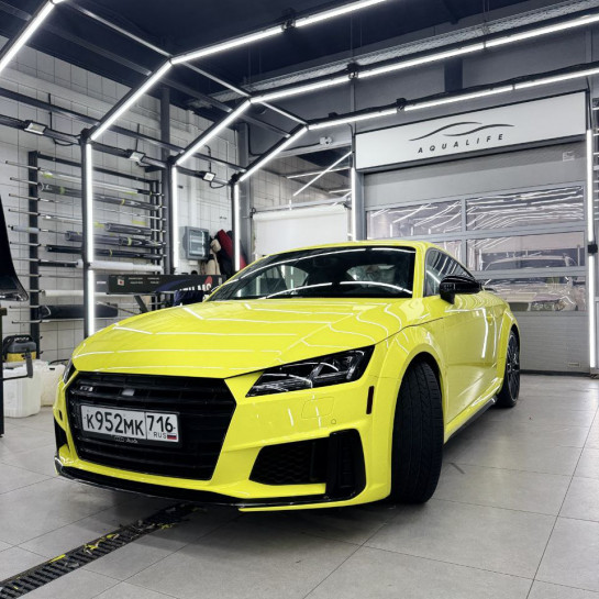 Оклейка Audi полиуретаном Sunmax цвета 8 Crystal Lemon Gloss PPF