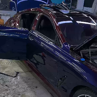 Оклейка BMW полиуретановой пленкой Sunmax 53 Metal Blue PPF