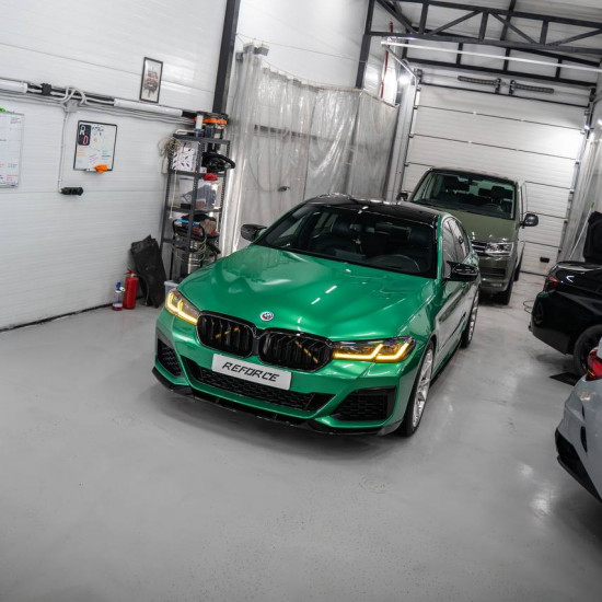 Оклейка BMW полиуретаном Sunmax 49 BMW Green PPF