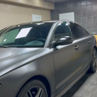 Оклейка Audi цветным полиуретаном Sunmax 26 Black Matt PPF 