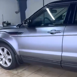 Оклейка Range Rover полиуретановой пленкой Sunmax 45 Matte AMG Gray PPF