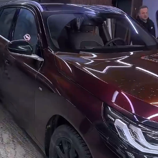 Оклейка BMW защитным полиуретаном от Sunmax цвета 51 Jaguar Black Rose PPF