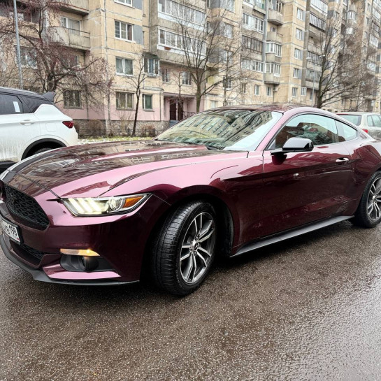 Оклейка Ford Mustang защитным полиуретаном Sunmax 51 Jaguar Black Rose PPF