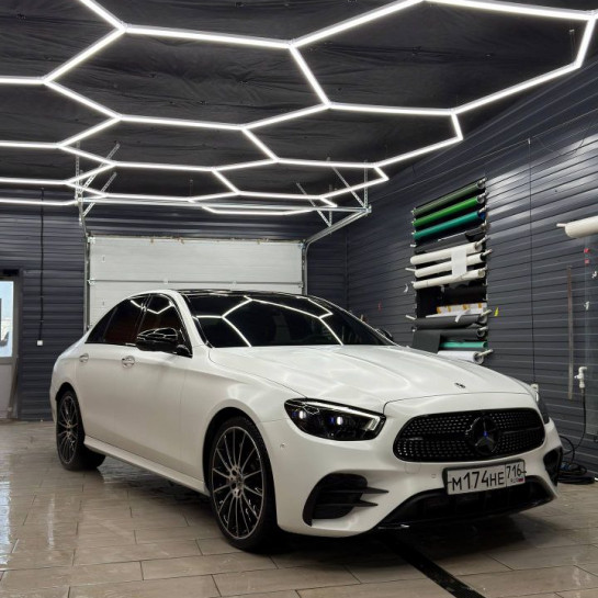 Оклейка Mercedes полиуретаном от Sunmax PPF