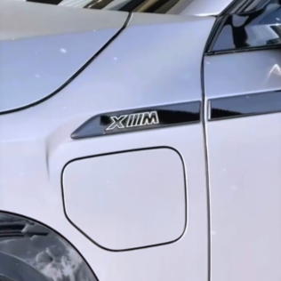Оклейка BMW полиуретановой пленкой Sunmax 133 Matt Metal Gun Grey PPF