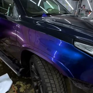 Оклейка Cadillac полиуретановой пленкой Sunmax 30 Green Blue PPF и 45 Matte AMG Gray PPF