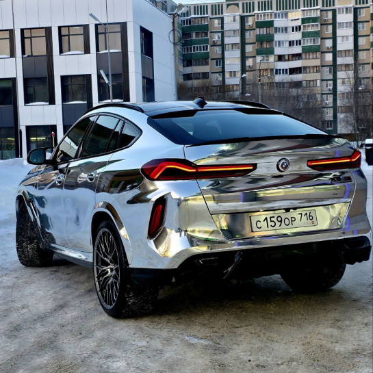 Оклейка BMW X6 полиуретаном Sunmax оттенка 60 Silver Chrome PPF