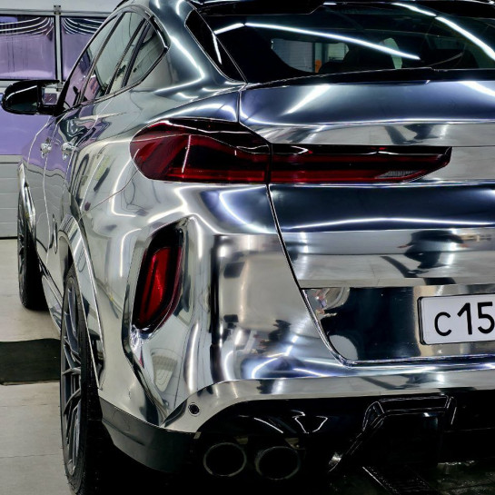 Оклейка BMW X6 полиуретаном Sunmax оттенка 60 Silver Chrome PPF