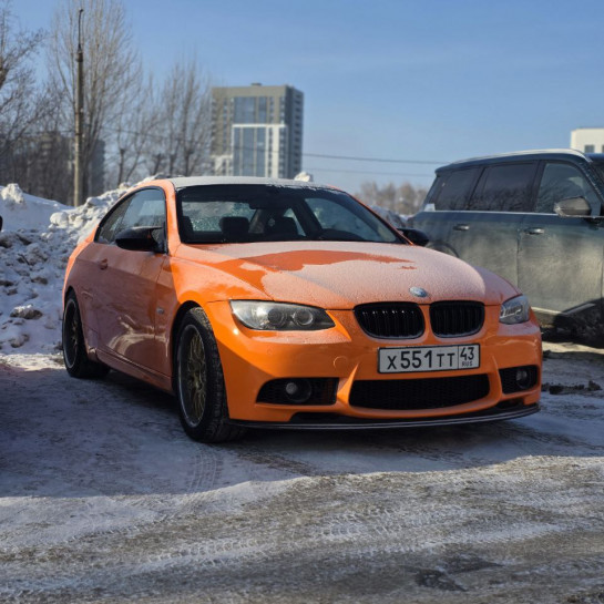 Оклейка BMW оранжевым полиуретаном Sunmax 6 Lotus Orange PPF