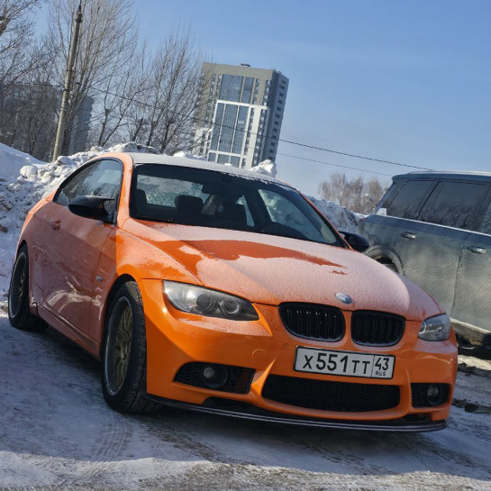 Оклейка BMW оранжевым полиуретаном Sunmax 6 Lotus Orange PPF