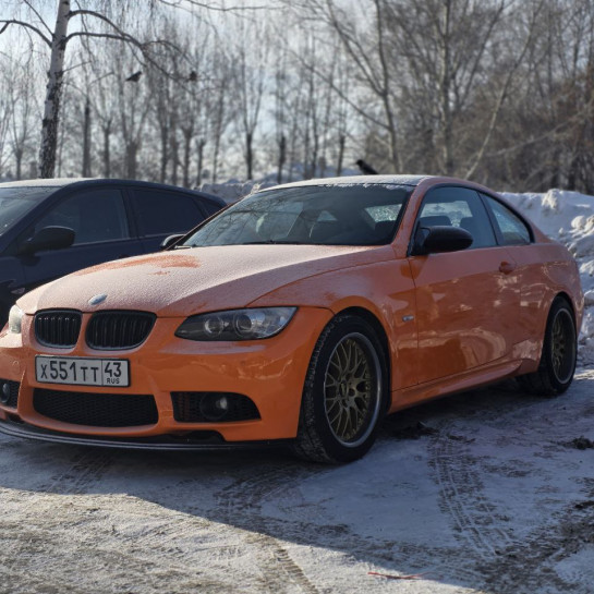 Оклейка BMW оранжевым полиуретаном Sunmax 6 Lotus Orange PPF