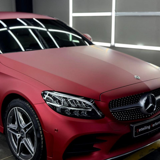 Оклейка Mercedes полиуретановой пленкой Sunmax 112 Matt Metal Romanee Red PPF