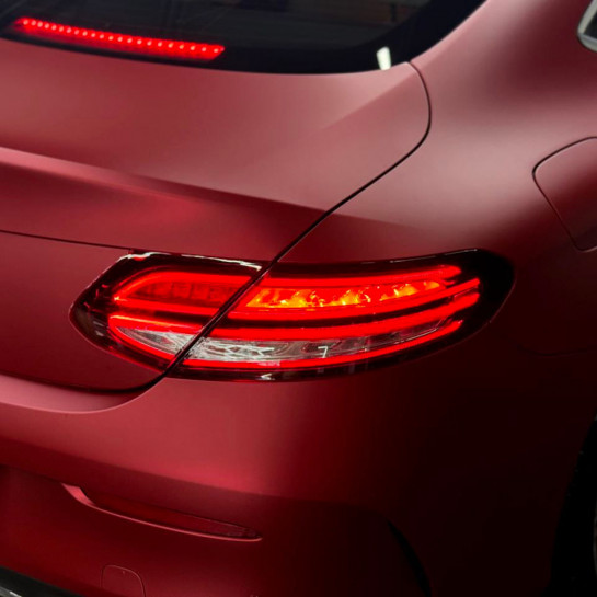 Оклейка Mercedes полиуретановой пленкой Sunmax 112 Matt Metal Romanee Red PPF