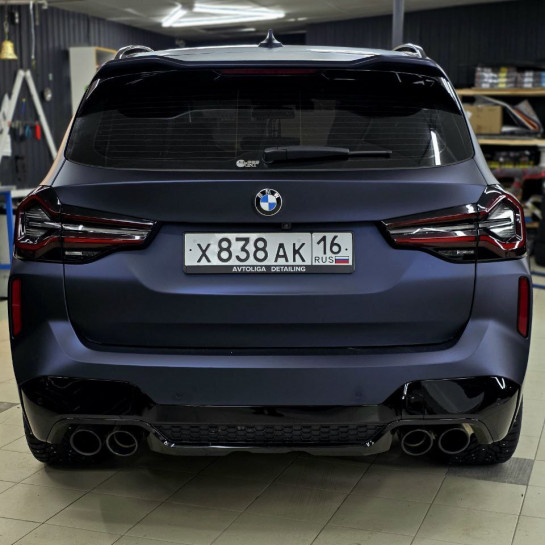 Оклейка BMW полиуретаном Sunmax цвета 108 Matt Metal Black Blue PPF