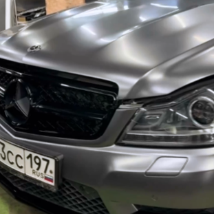 Оклейка Mercedes цветным полиуретаном Sunmax 45 Matte AMG Gray PPF