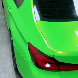Оклейка BMW винилом Sunmax 059-350 Coral Apple Green