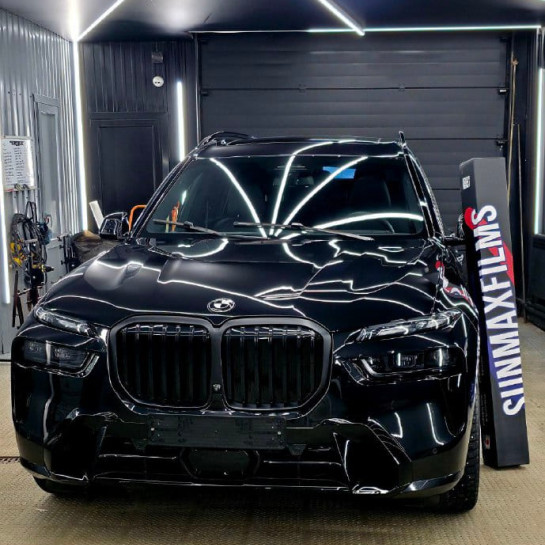 cf0da4ea 4e76 46e5 89f4 852c7886f33b1 Оклейка BMW X7 защитной пленкой из полиуретана Sunmax PPF