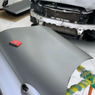Оклейка Mercedes полиуретановой пленкой Sunmax 131 Matt Metal AMG Grey PPF