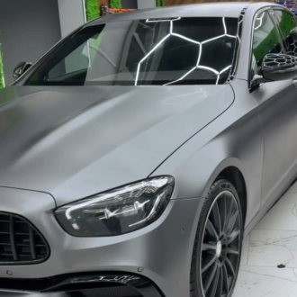 Оклейка Mercedes полиуретановой пленкой Sunmax 131 Matt Metal AMG Grey PPF