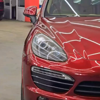 Оклейка Porsche цветной полиуретановой пленкой Sunmax 144 Liqid Dragon Red PPF
