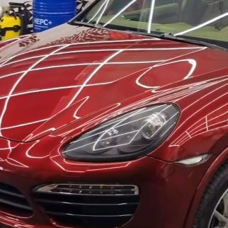 Оклейка Porsche цветной полиуретановой пленкой Sunmax 144 Liqid Dragon Red PPF