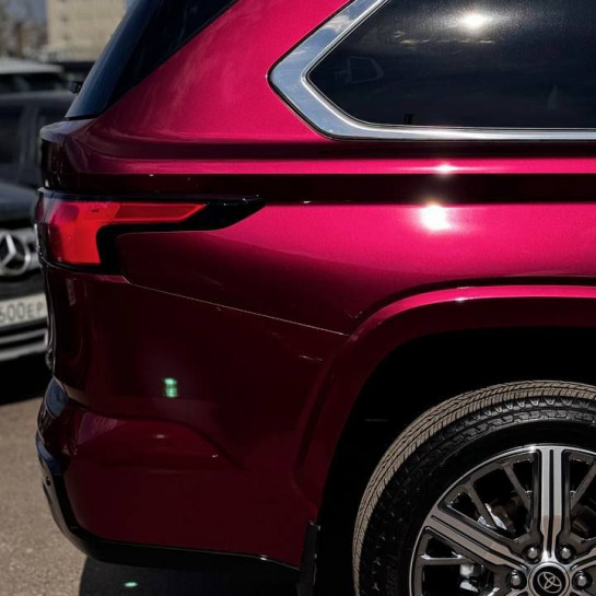 Оклейка Toyota полиуретановой пленкой Sunmax 52 Metal Crimson PPF