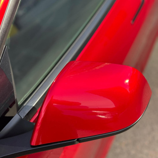 Оклейка Tesla Model 3 полиуретановой пленкой Sunmax 48 Metal Red PPF