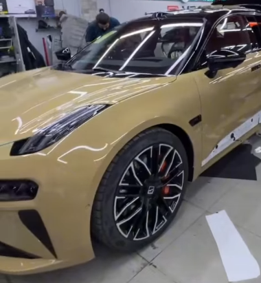 Оклейка Lixiang в Sunmax 58 Desert Yellow Color PPF