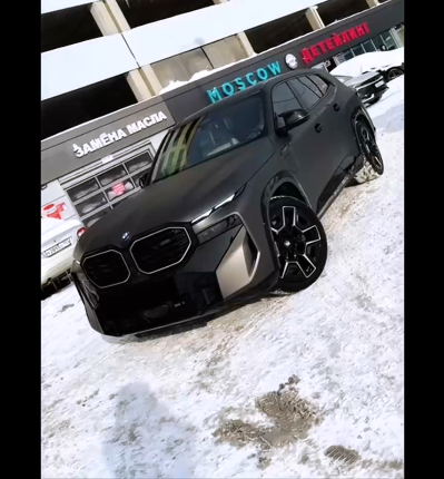 Оклейка BMW цветным полиуретаном Sunmax 133 Matt Metal Gun Grey PPF