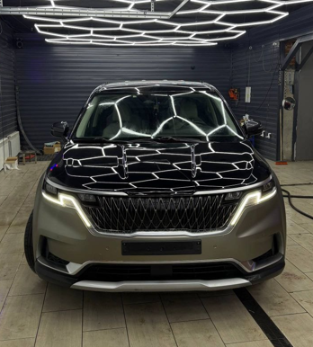 Оклейка KIA цветным полиуретаном Sunmax 120 Matt Metal Bronze PPF и Black Gloss PPF