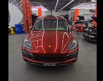 Оклейка Porsche цветным полиуретаном Sunmax 144 Liqid Dragon Red PPF