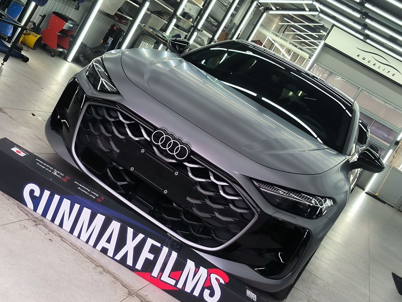 Оклейка Audi A5 матовым полиуретаном Sunmax PPF