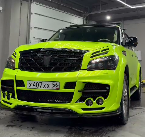 Оклейка кузова Infiniti QX80 в Sunmax 57 Phantom Lemon Color PPF