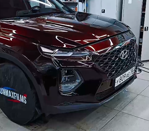 Оклейка Hyundai цветным полиуретаном Sunmax 18 Black Red Pearl PPF