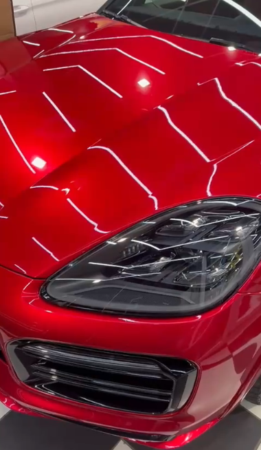 Оклейка Porsche цветным полиуретаном Sunmax 48 Metall Red Color PPF